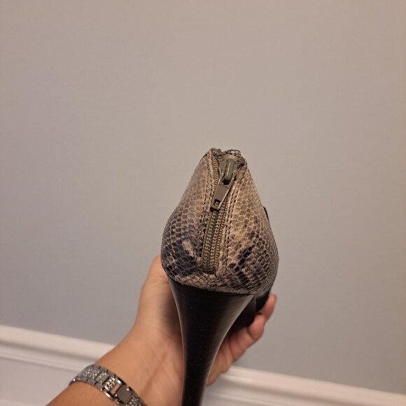 Coach And Four Shoes Tadd 8.5M Faux Snake Zipper Platforms 3.5" Heel Bootie - Picture 4 of 13